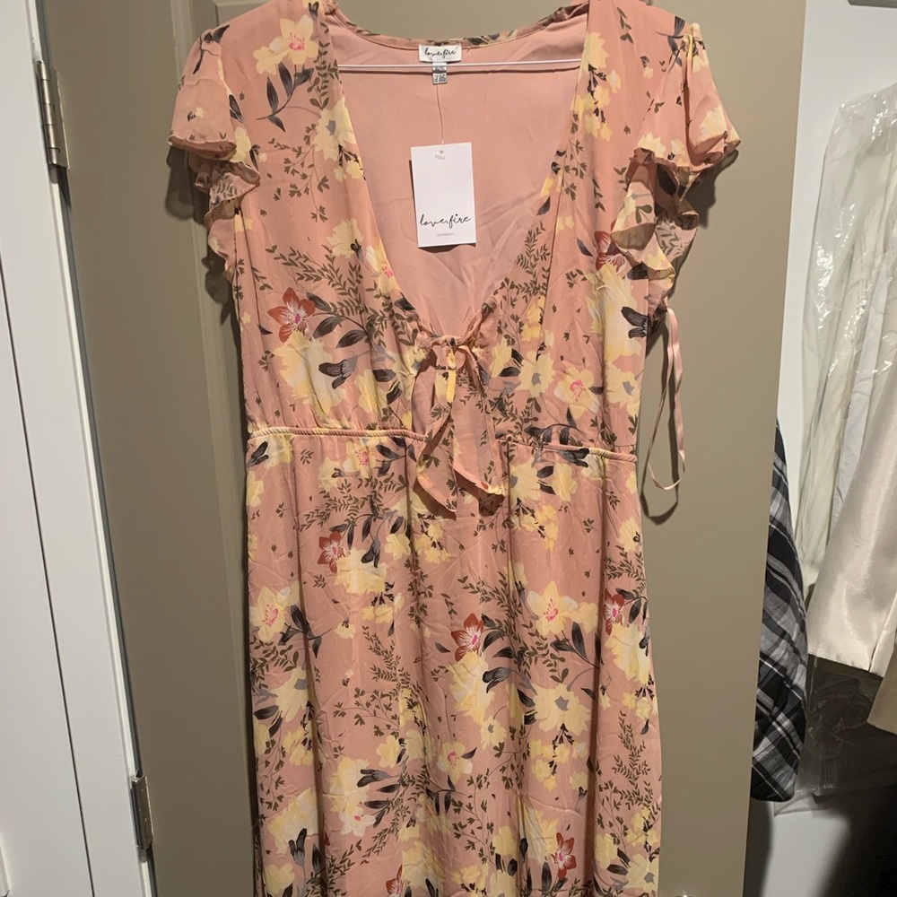 Love, fire Max dress floral peachy color print.